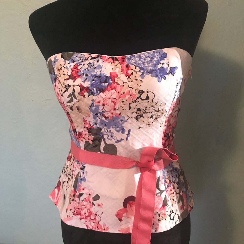 White House black market bustier size 4